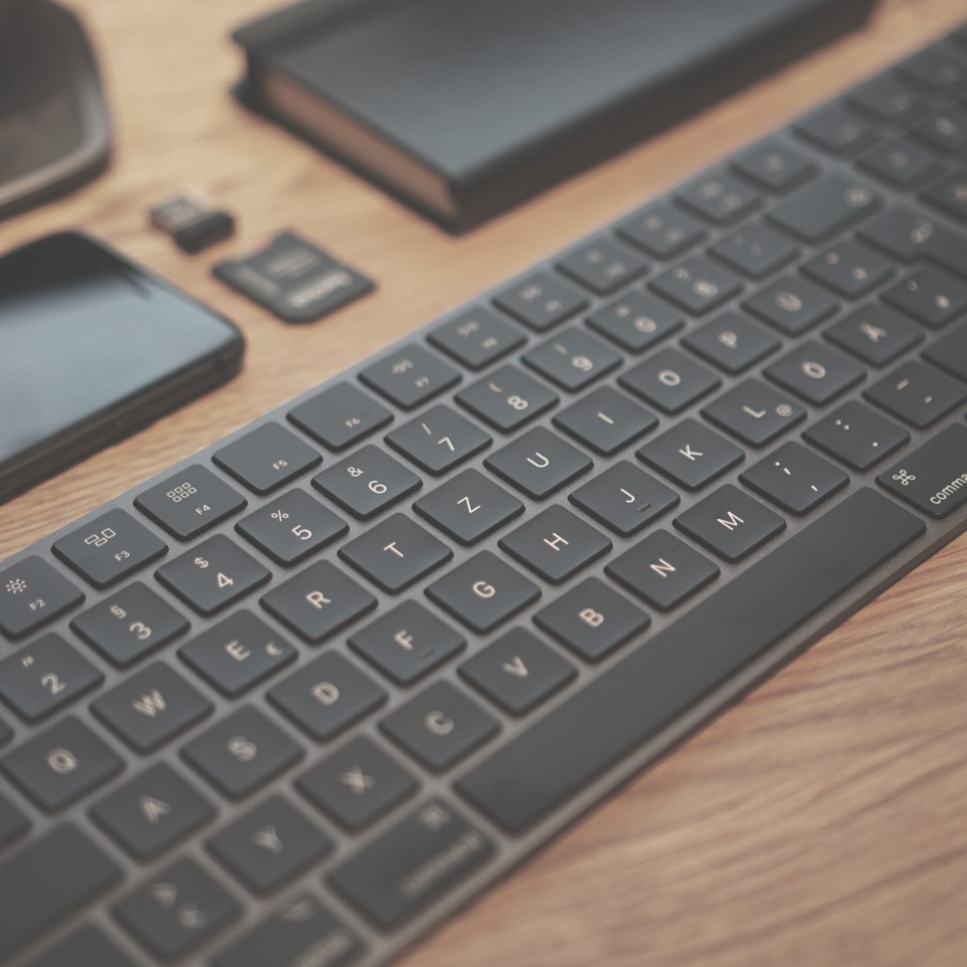 Apple Tastatur schwarz